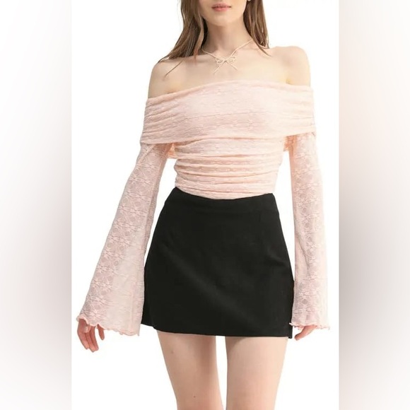 All in Favor Tops - All in Favor - Lace Off-the-Shoulder Top - Pink - NWOT- Size Medium